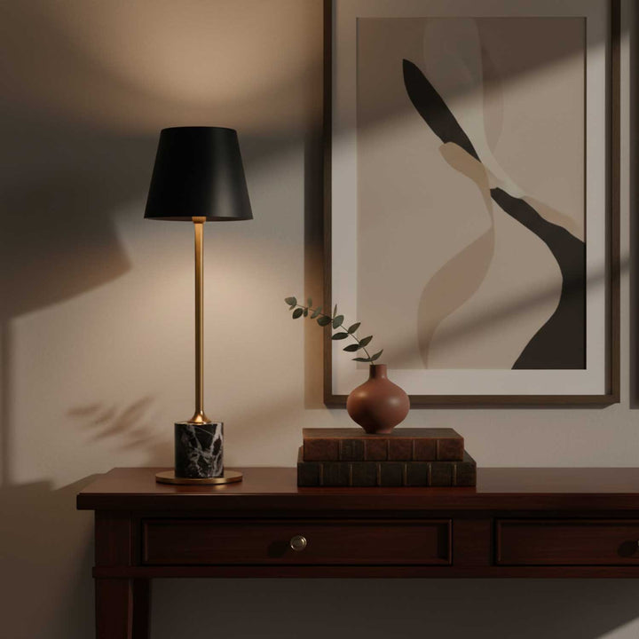 Lirio Mini Marmor Bordslampa