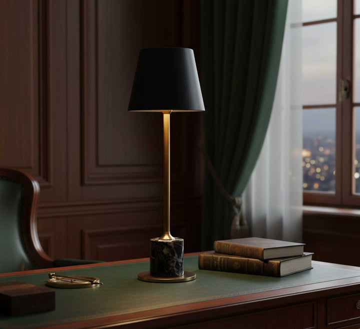 Lirio Mini Marmor Bordslampa