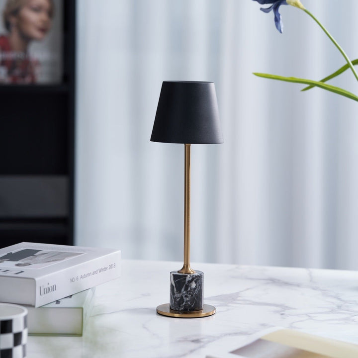 Lirio Mini Marmor Bordslampa