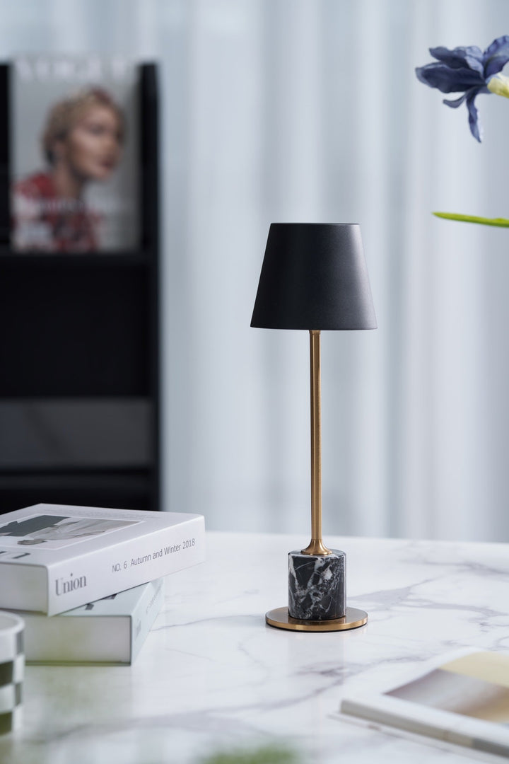 Lirio Mini Marmor Bordslampa