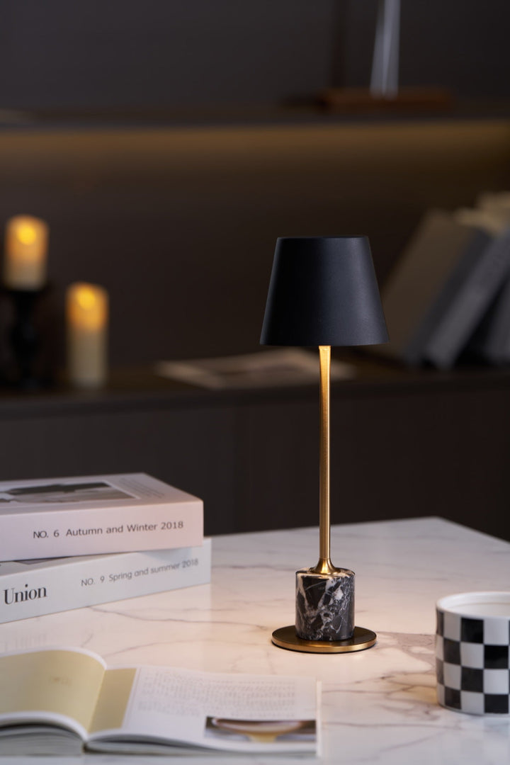 Lirio Mini Marmor Bordslampa
