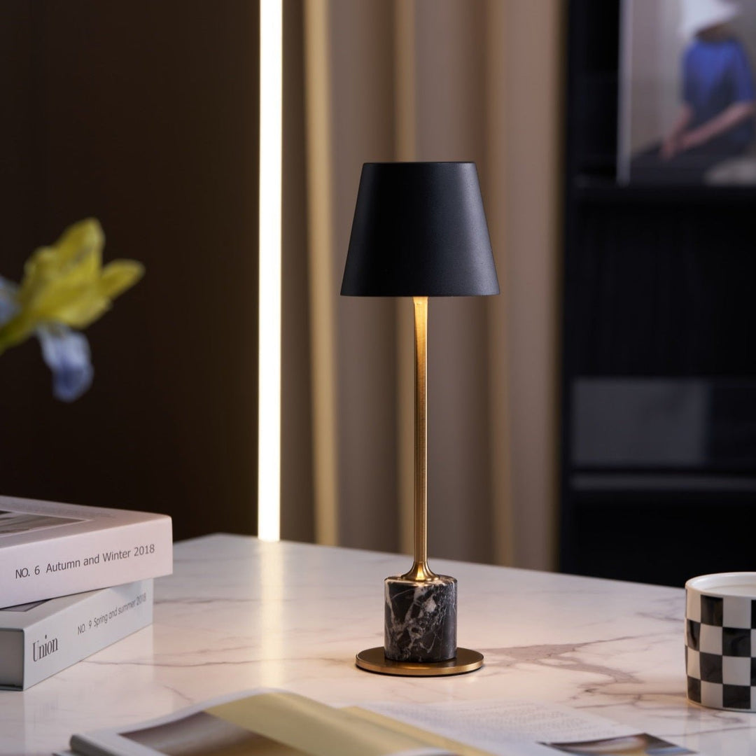 Lirio Mini Marmor Bordslampa