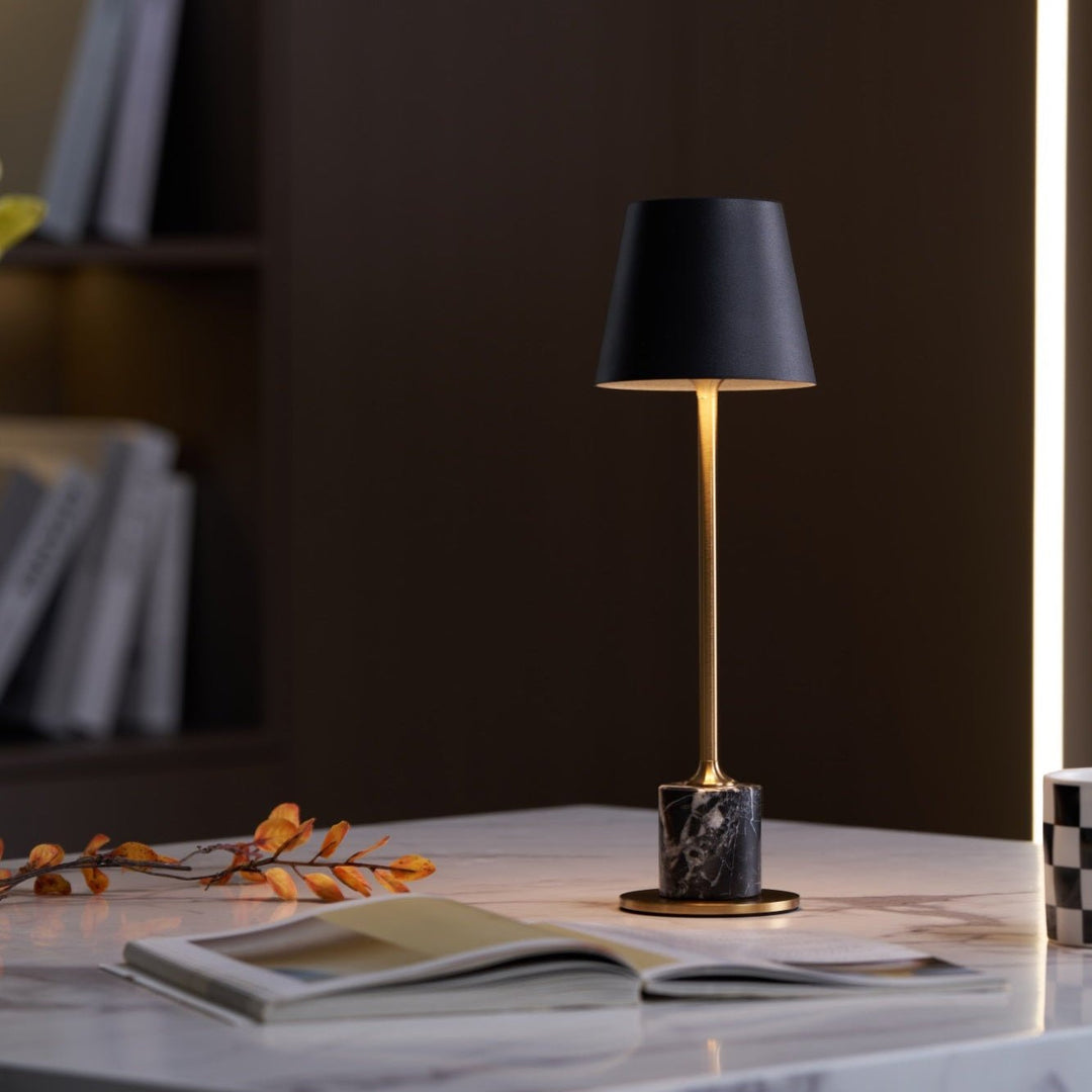 Lirio Mini Marmor Bordslampa