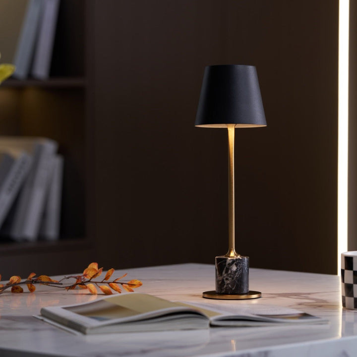 Lirio Mini Marmor Bordslampa