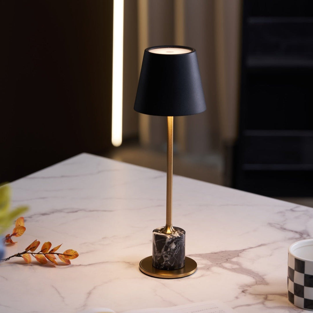 Lirio Mini Marmor Bordslampa