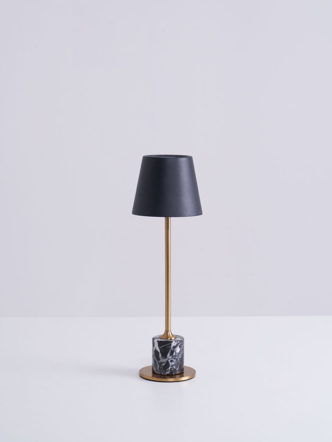 Lirio Mini Marmor Bordslampa