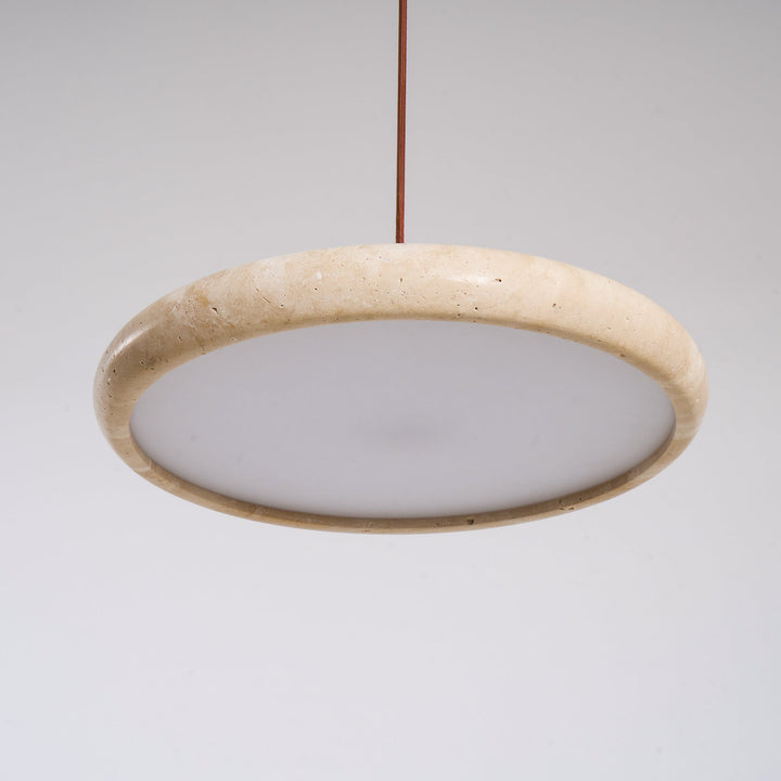 Lola Travertine Pendellampa