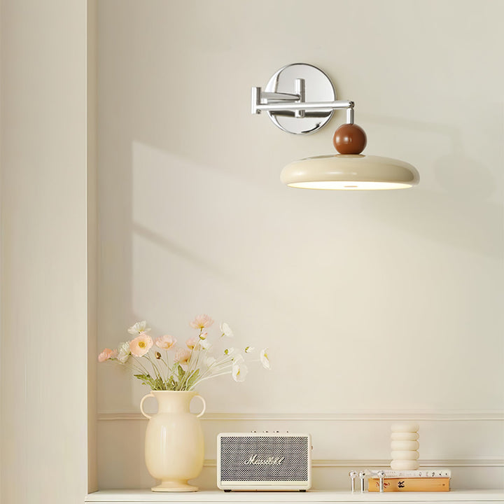Lola Plug-in Vägglampa
