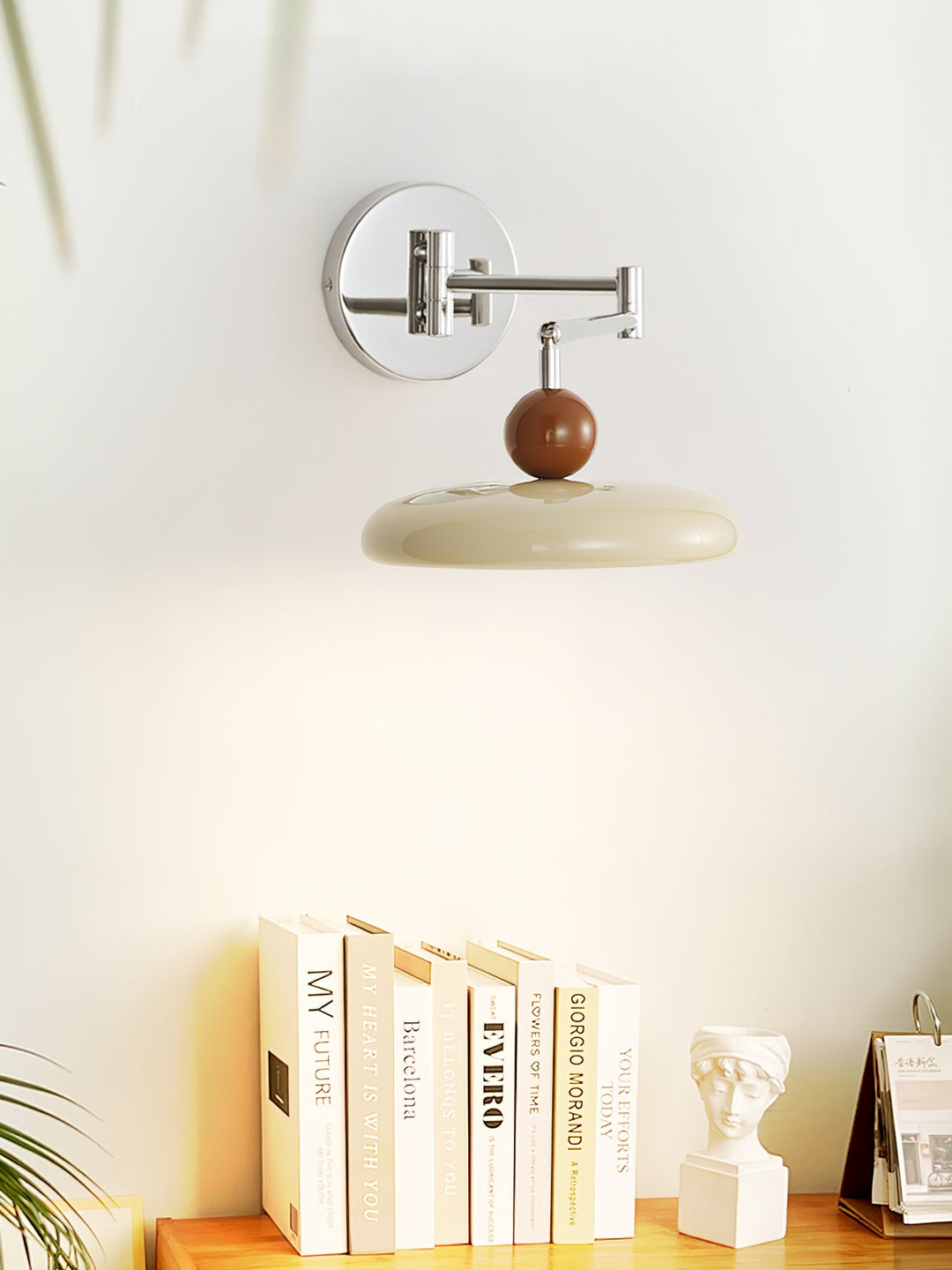 Lola Plug-in Vägglampa