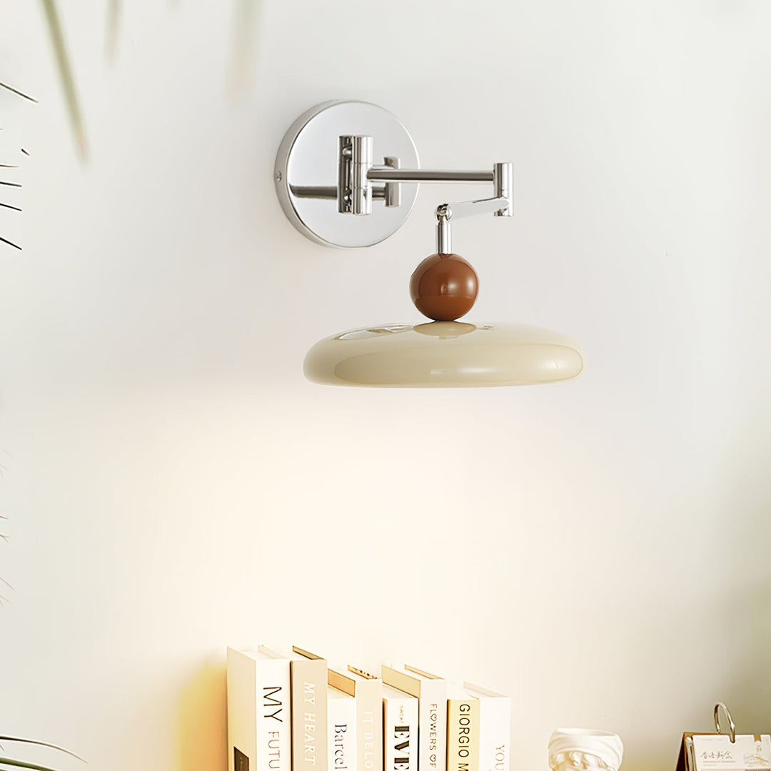 Lola Swing Arm Vägglampa