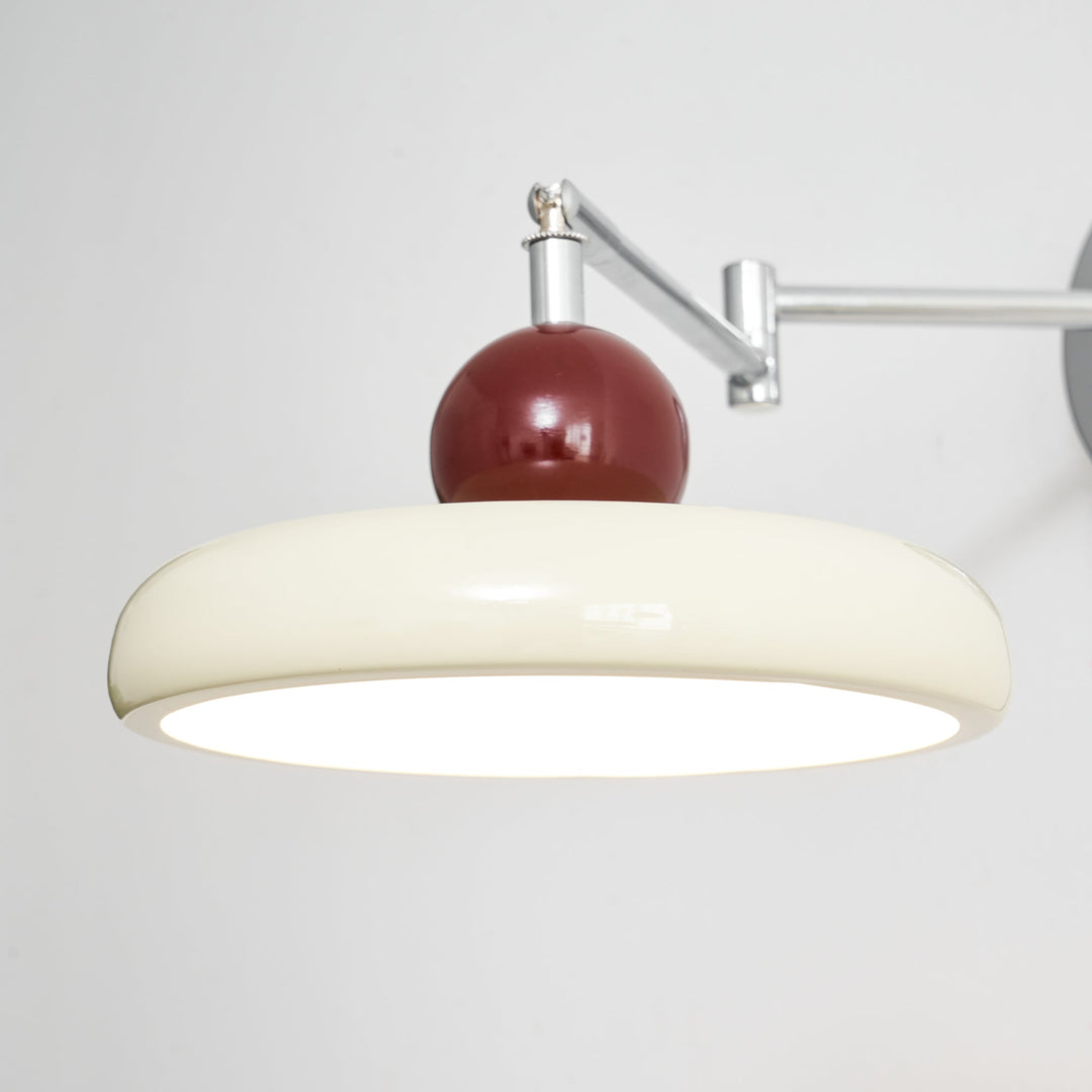 Lola Plug-in Vägglampa