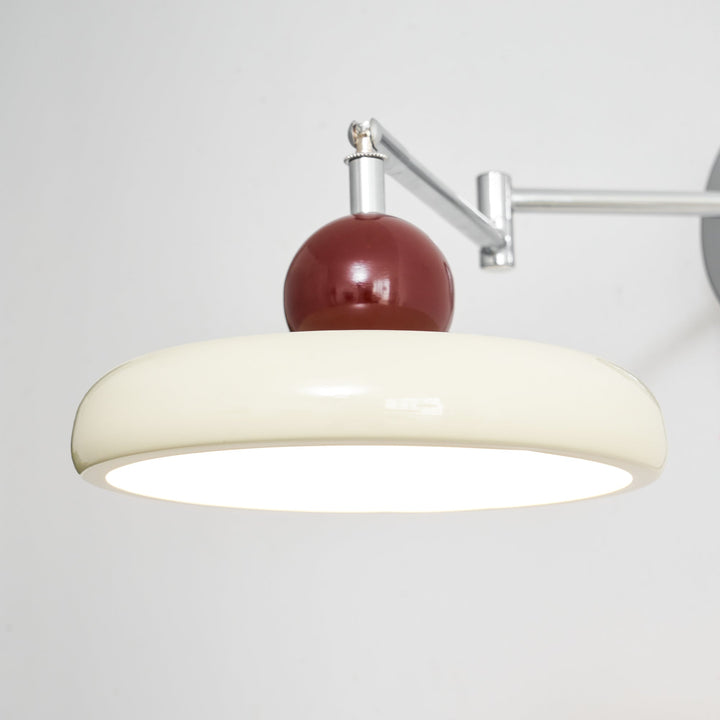 Lola Plug-in Vägglampa