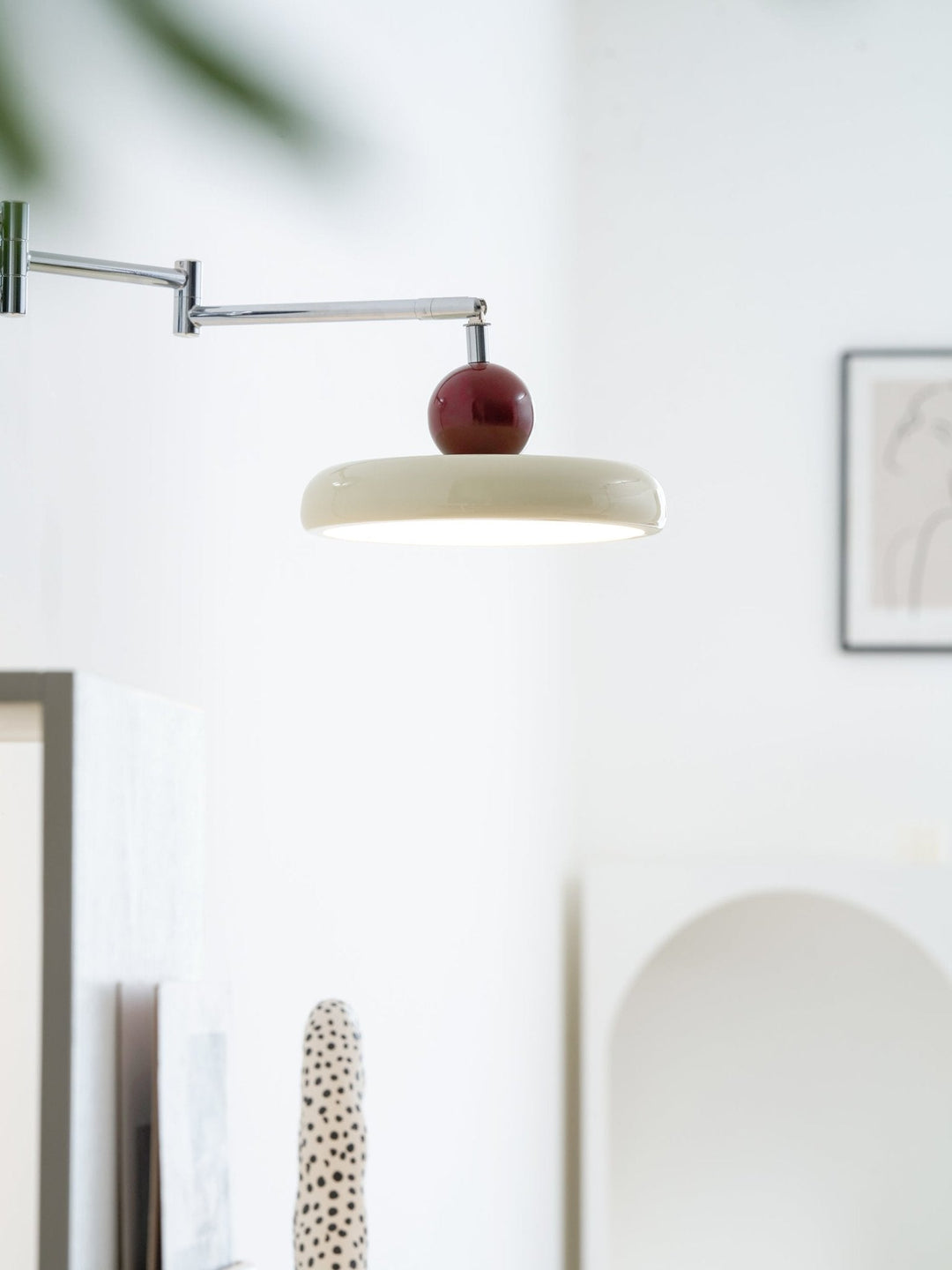 Lola Plug-in Vägglampa