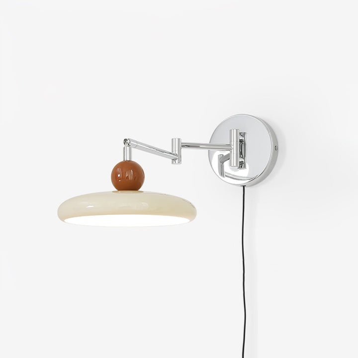 Lola Plug-in Vägglampa