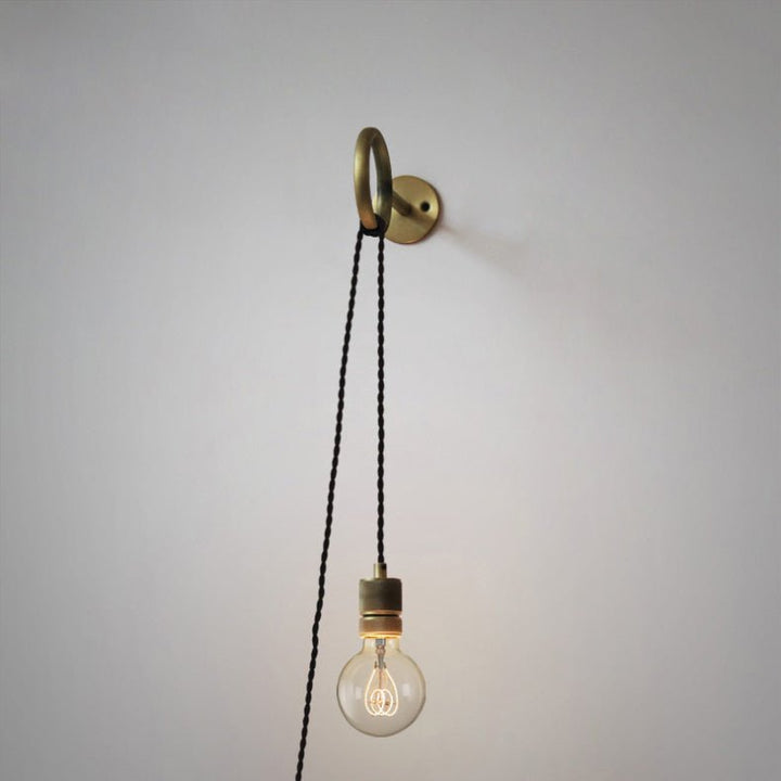 Loop Minimalist Vägglampa