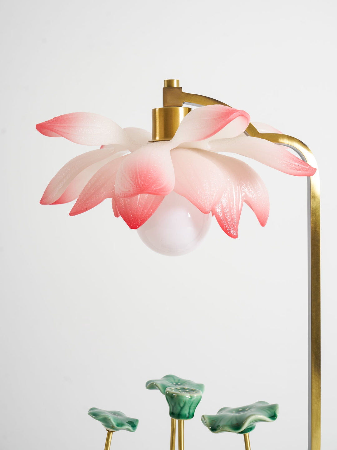 Lotus Bordslampa