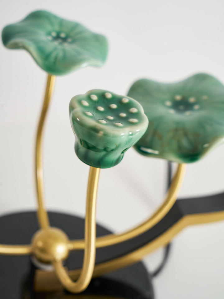 Lotus Bordslampa