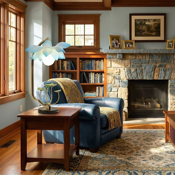 Lotus Bordslampa