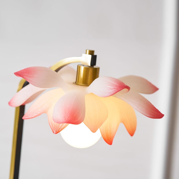 Lotus Bordslampa