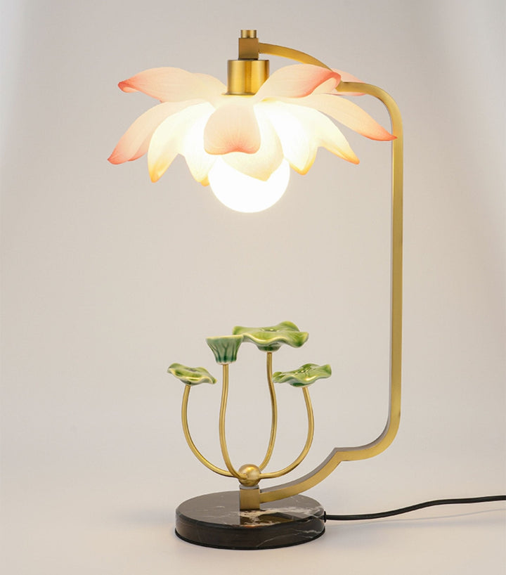 Lotus Bordslampa