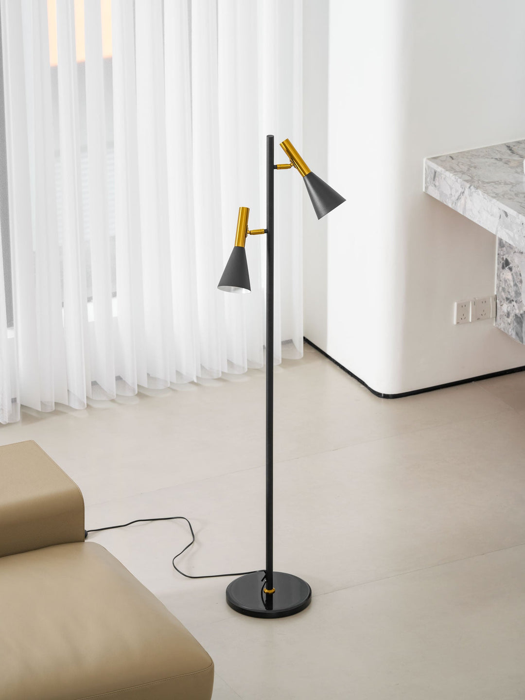 Lron Mouth Golvlampa