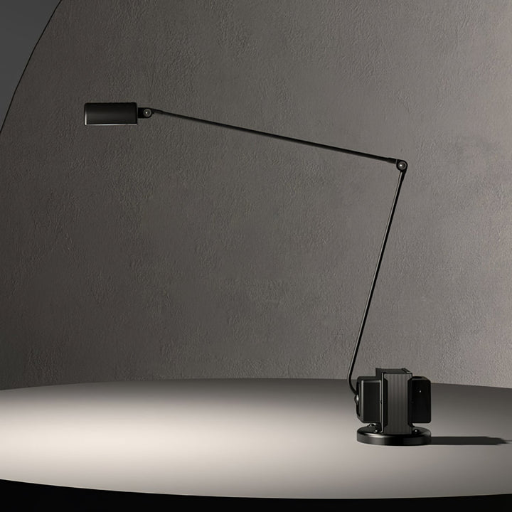 Dynamo Bordslampa