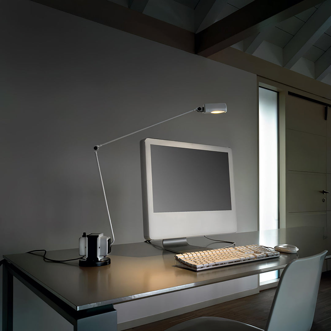 Dynamo Bordslampa