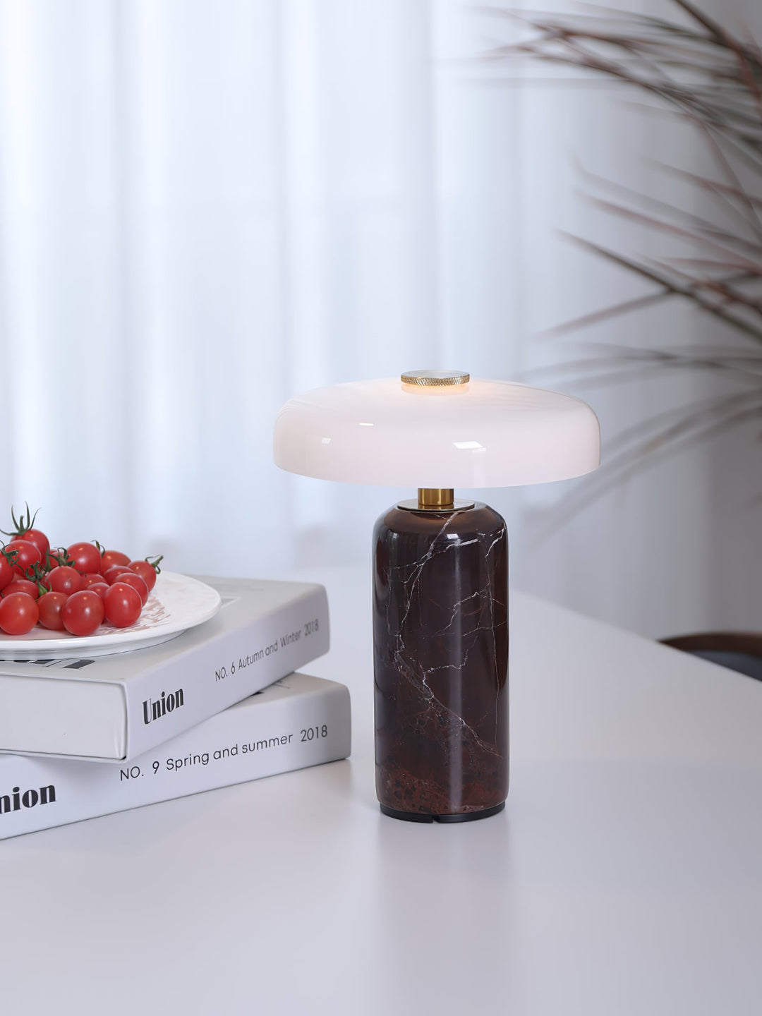 Lunara Marmor Bordslampa