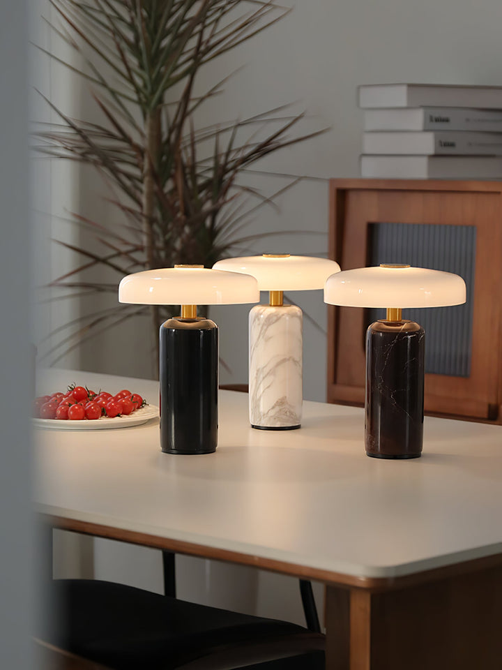 Lunara Marmor Bordslampa