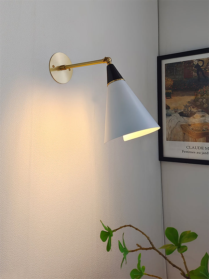 Petite Magari Vägglampa