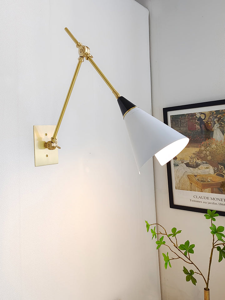 Magari Vägglampa