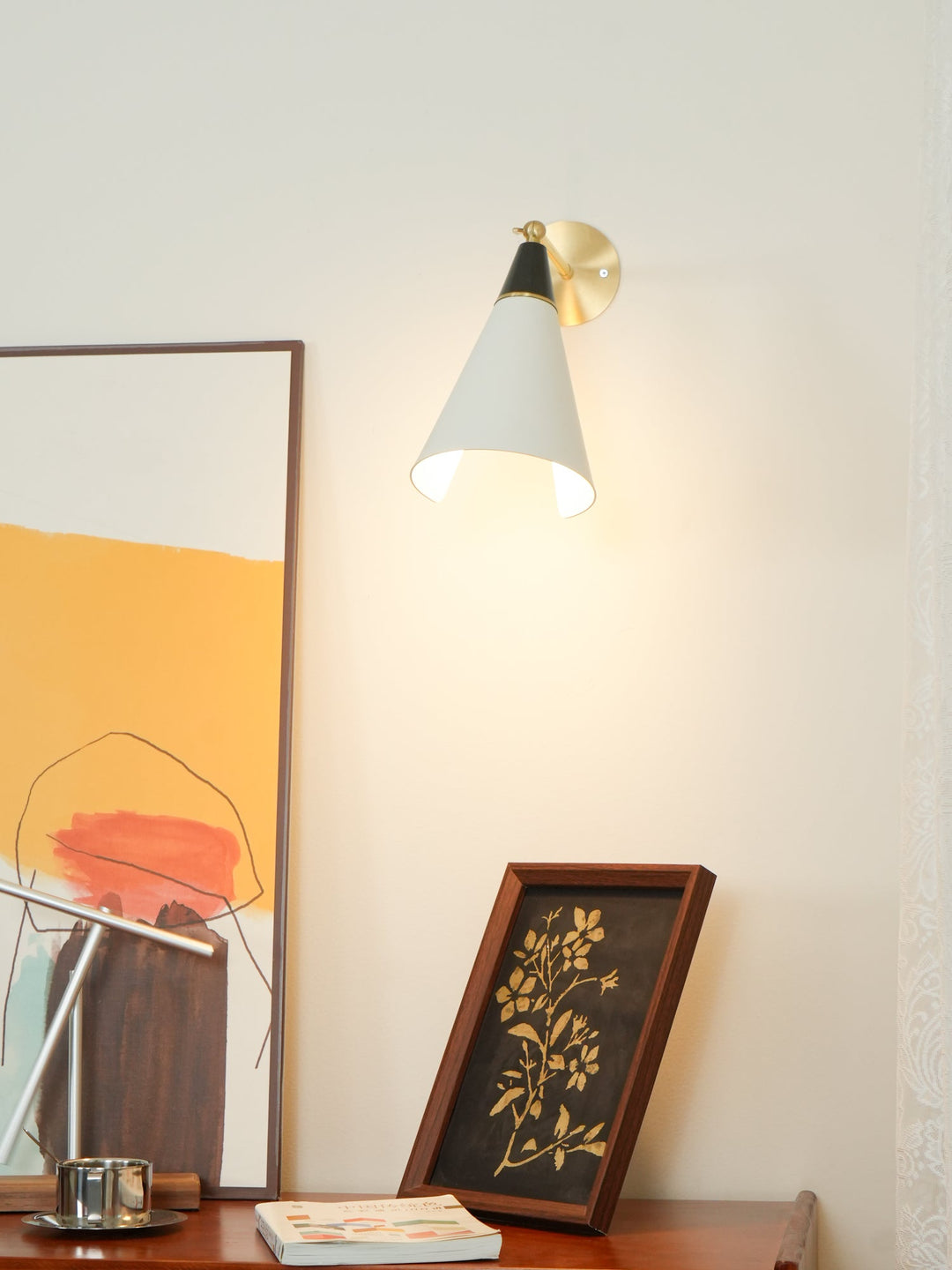 Petite Magari Vägglampa