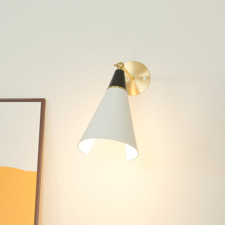 Petite Magari Vägglampa