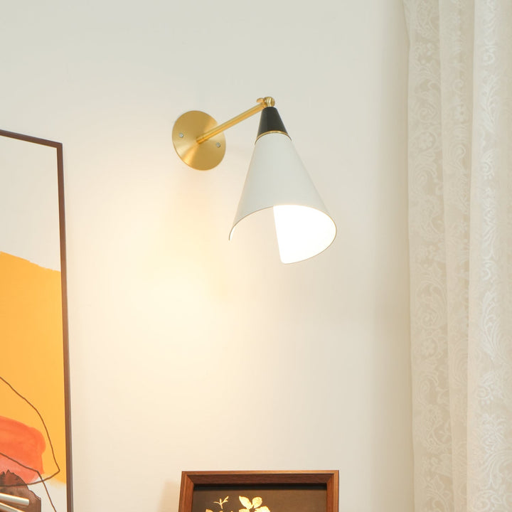 Petite Magari Vägglampa