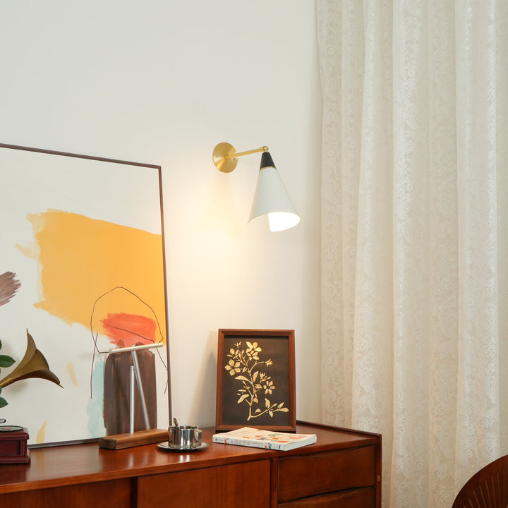 Petite Magari Vägglampa
