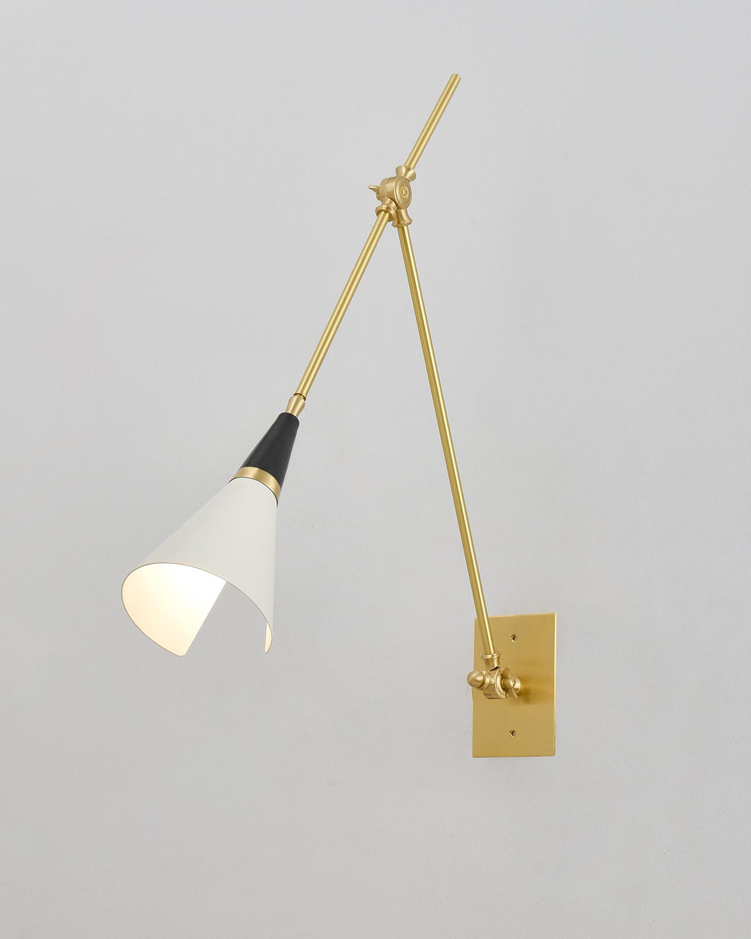 Magari Vägglampa