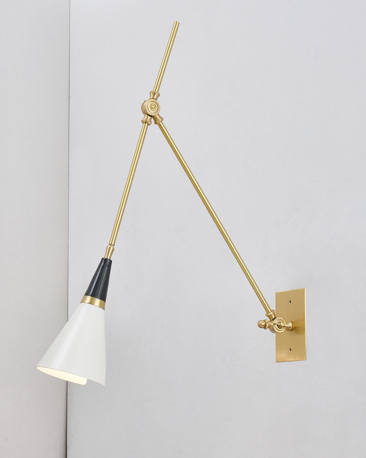 Magari Vägglampa