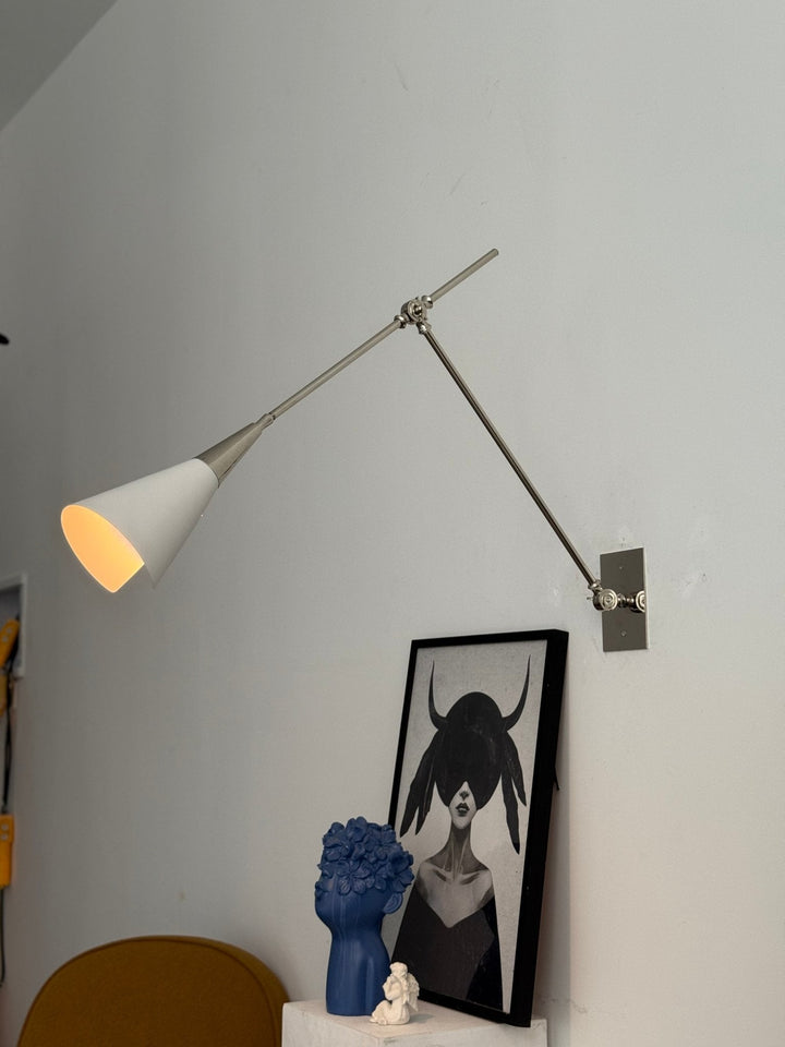 Magari Vägglampa