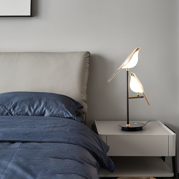Magpie Perch Bordslampa