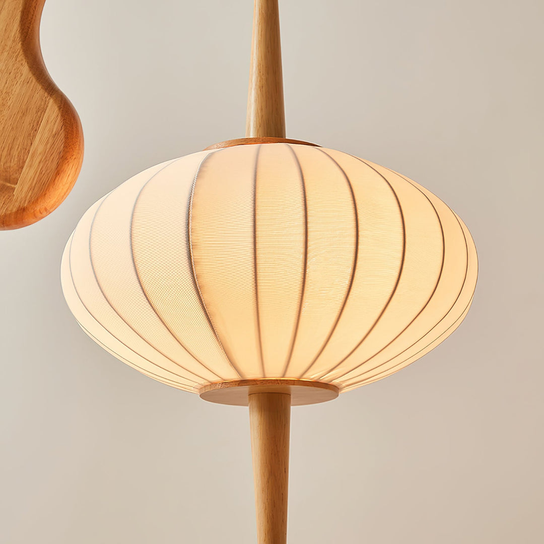 Mantis Trä Golvlampa