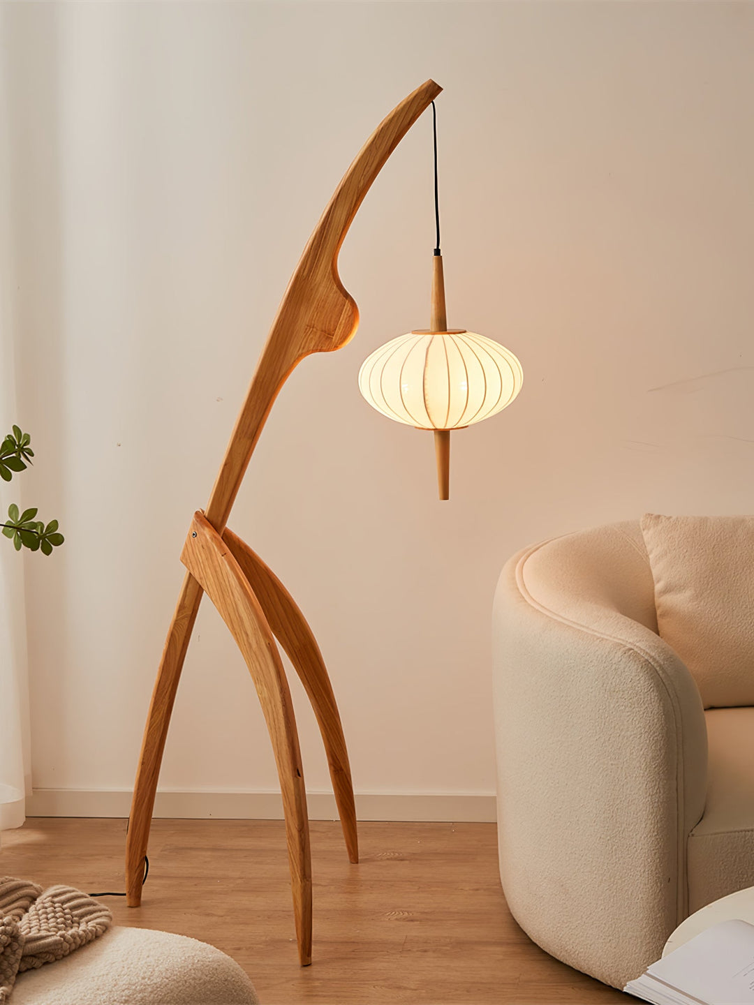Mantis Trä Golvlampa