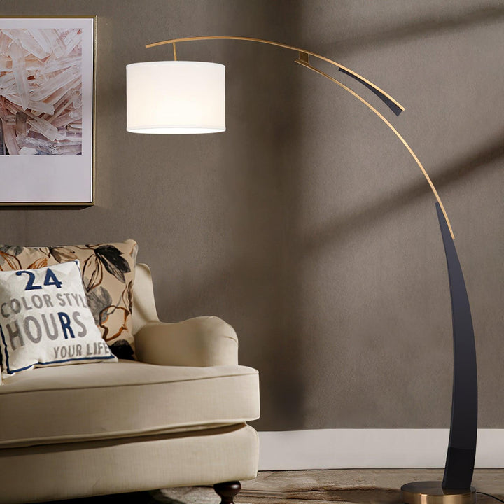Matterhorn Arc Golvlampa