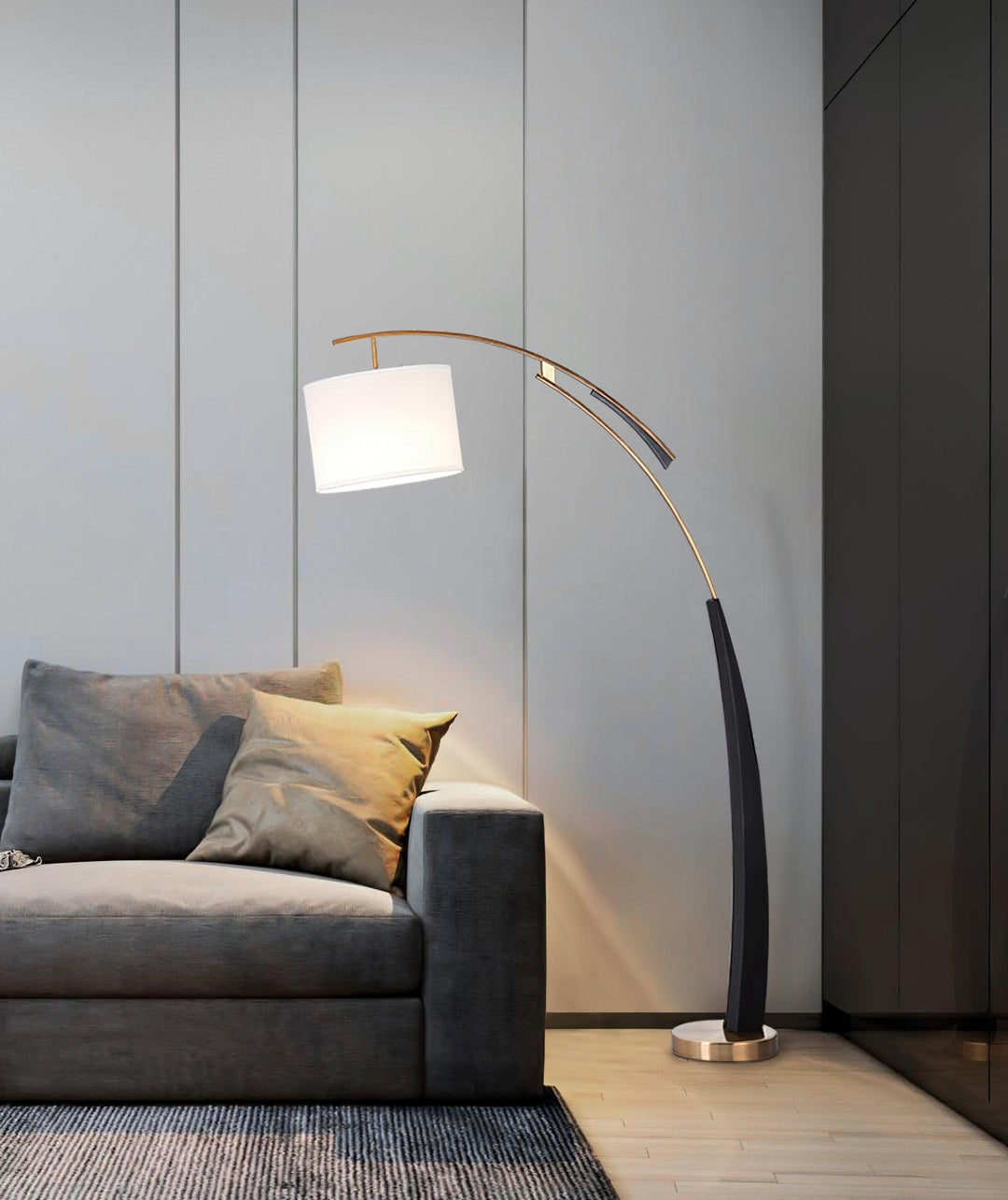 Matterhorn Arc Golvlampa