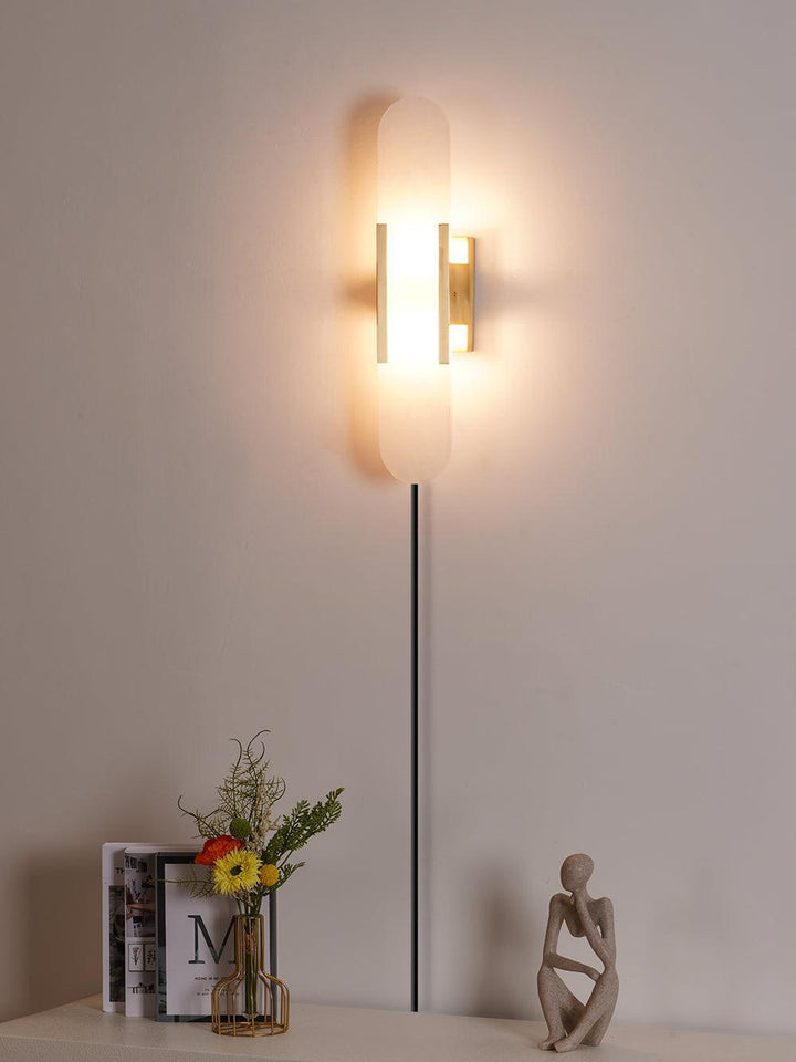 Avlång Alabaster Vägglampa med Stickkontakt