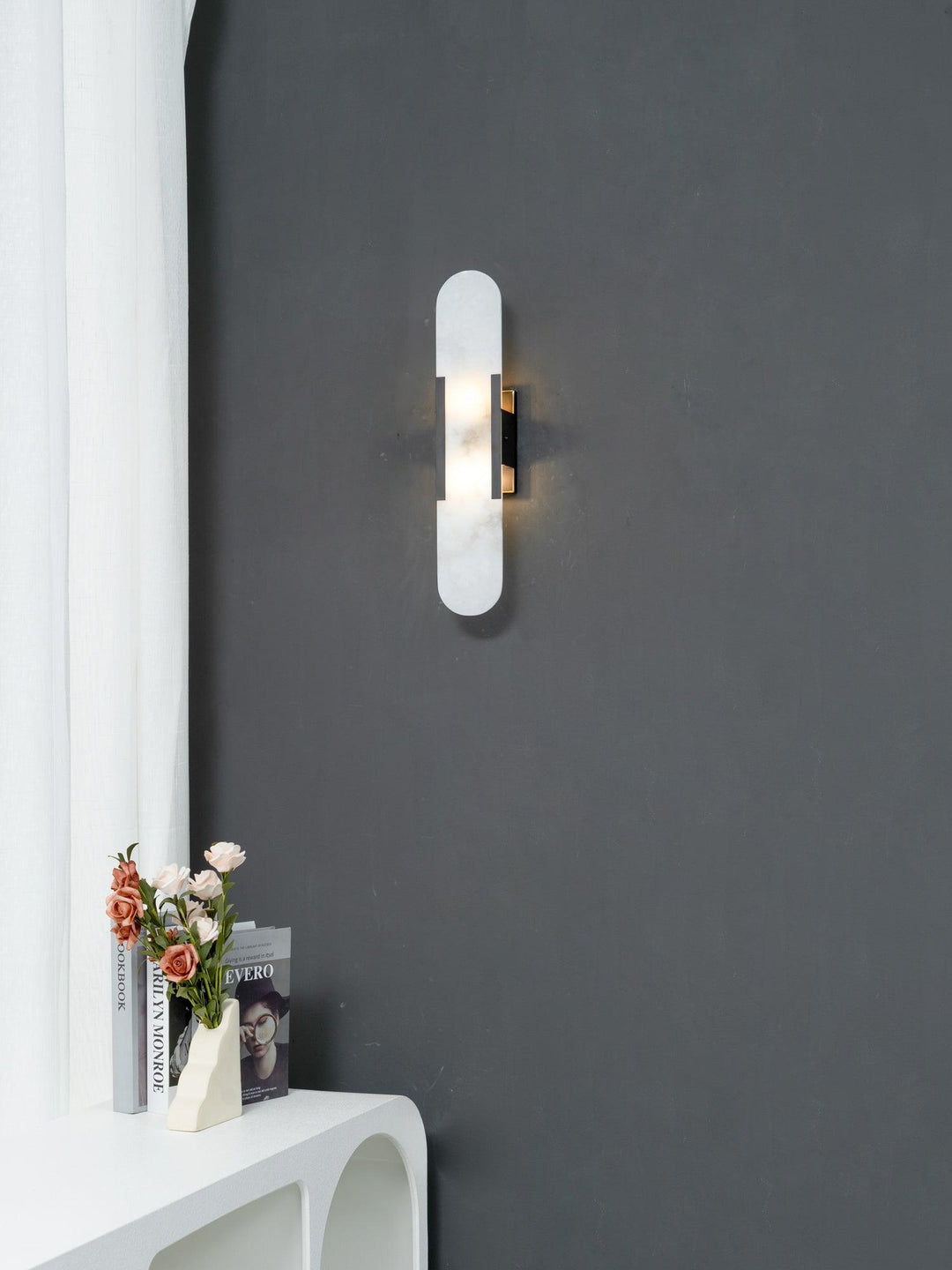 Avlång Alabaster Vägglampa