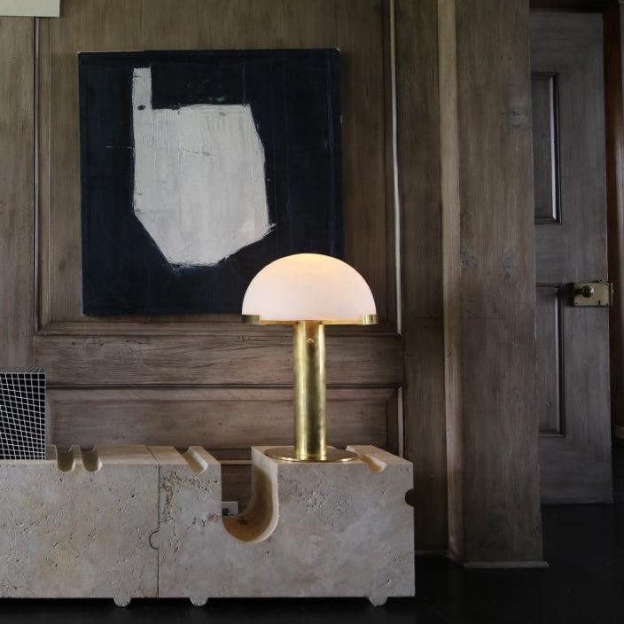 Elegance Alabaster Bordslampa