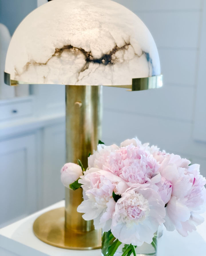 Elegance Alabaster Bordslampa