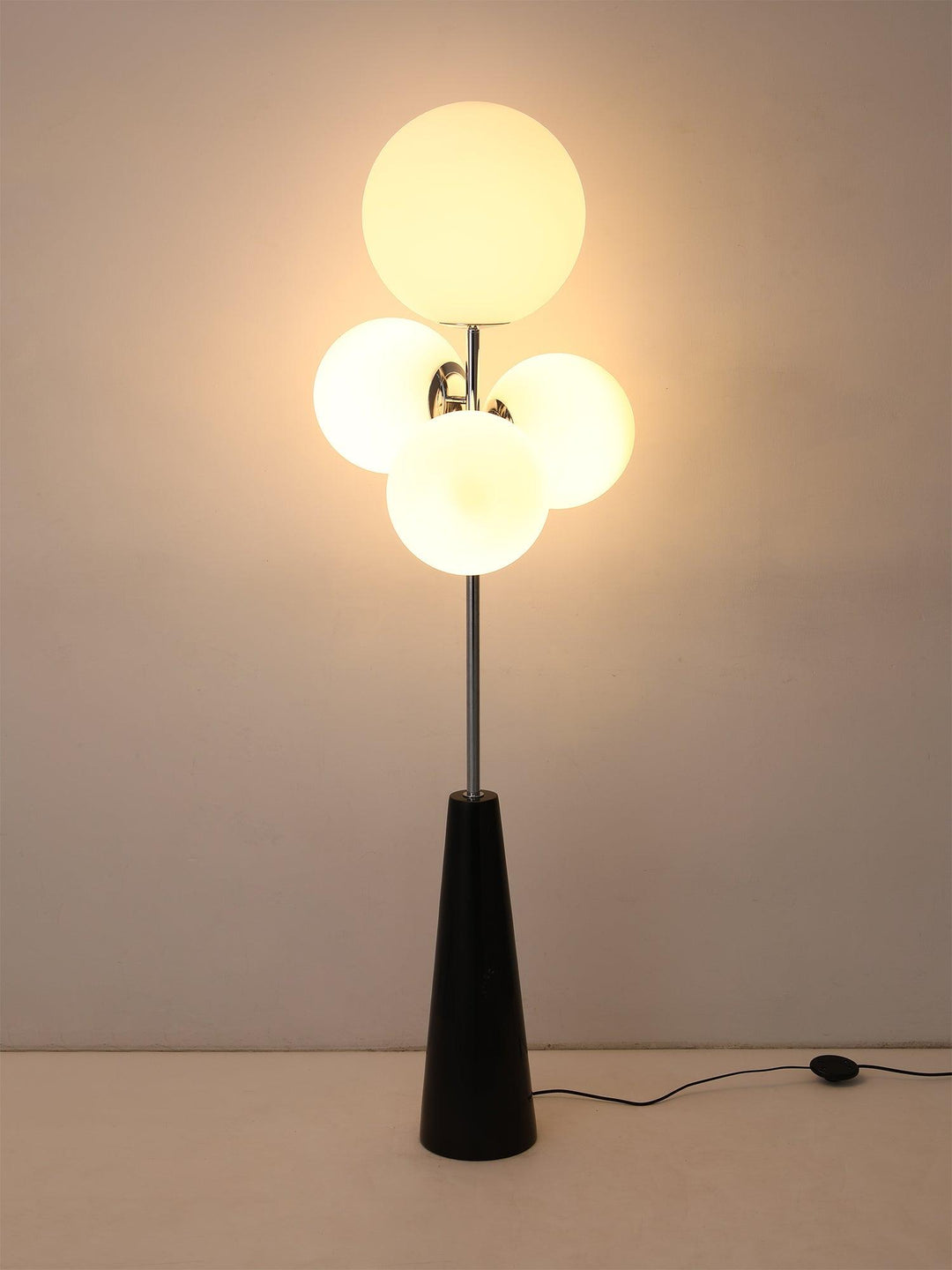 Lava Kolonn Golvlampa