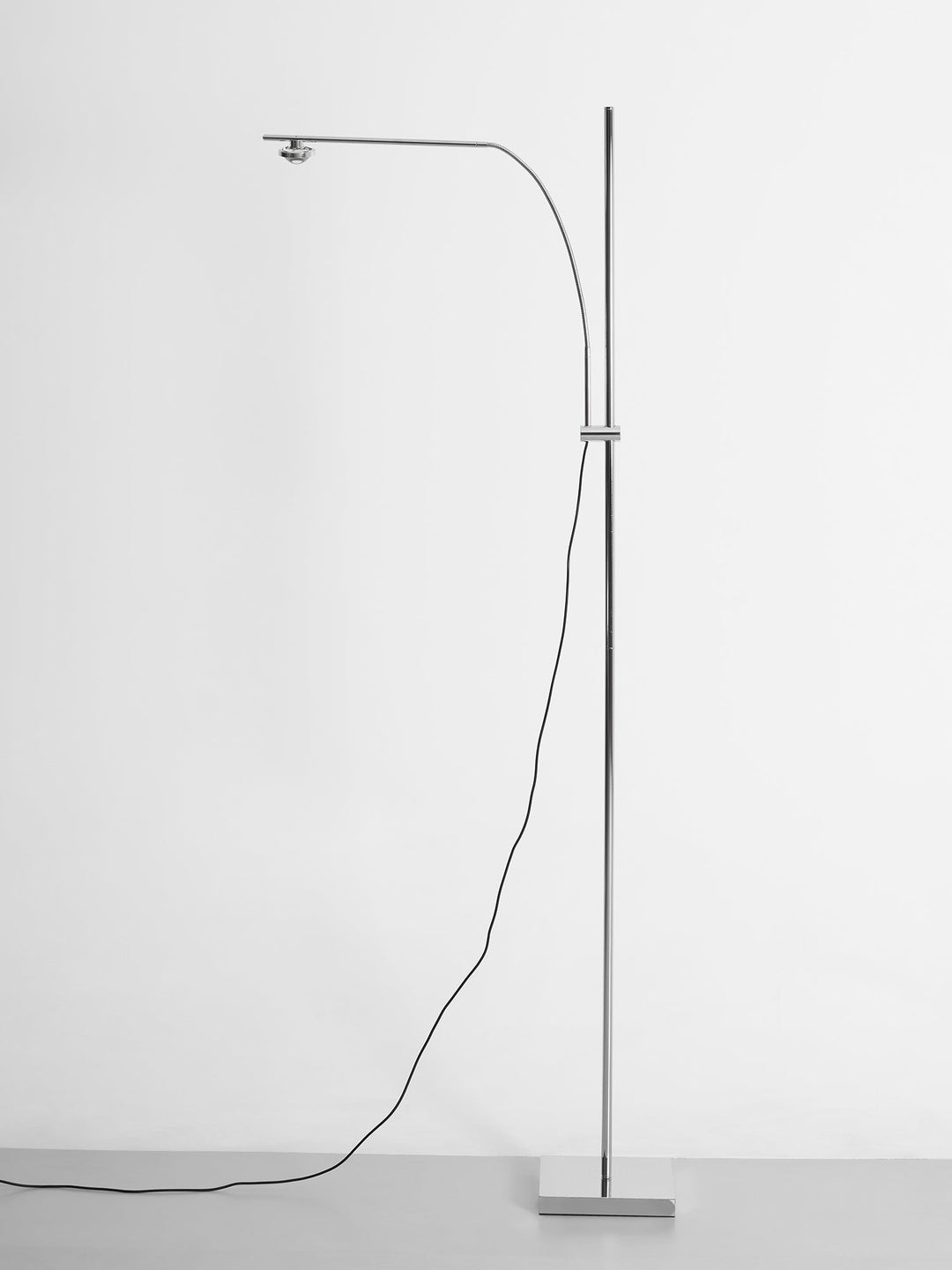 Metallkropp Elegant Golvlampa