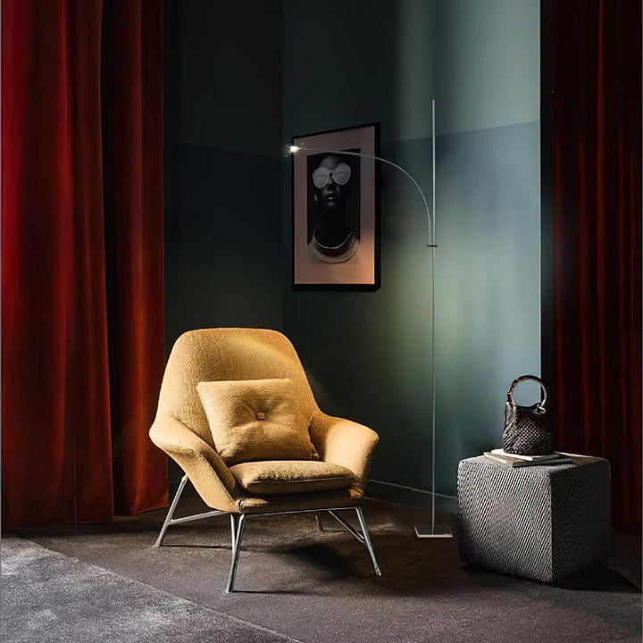 Metallkropp Elegant Golvlampa